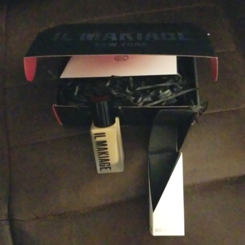 IL Makiage foundation 110 nib